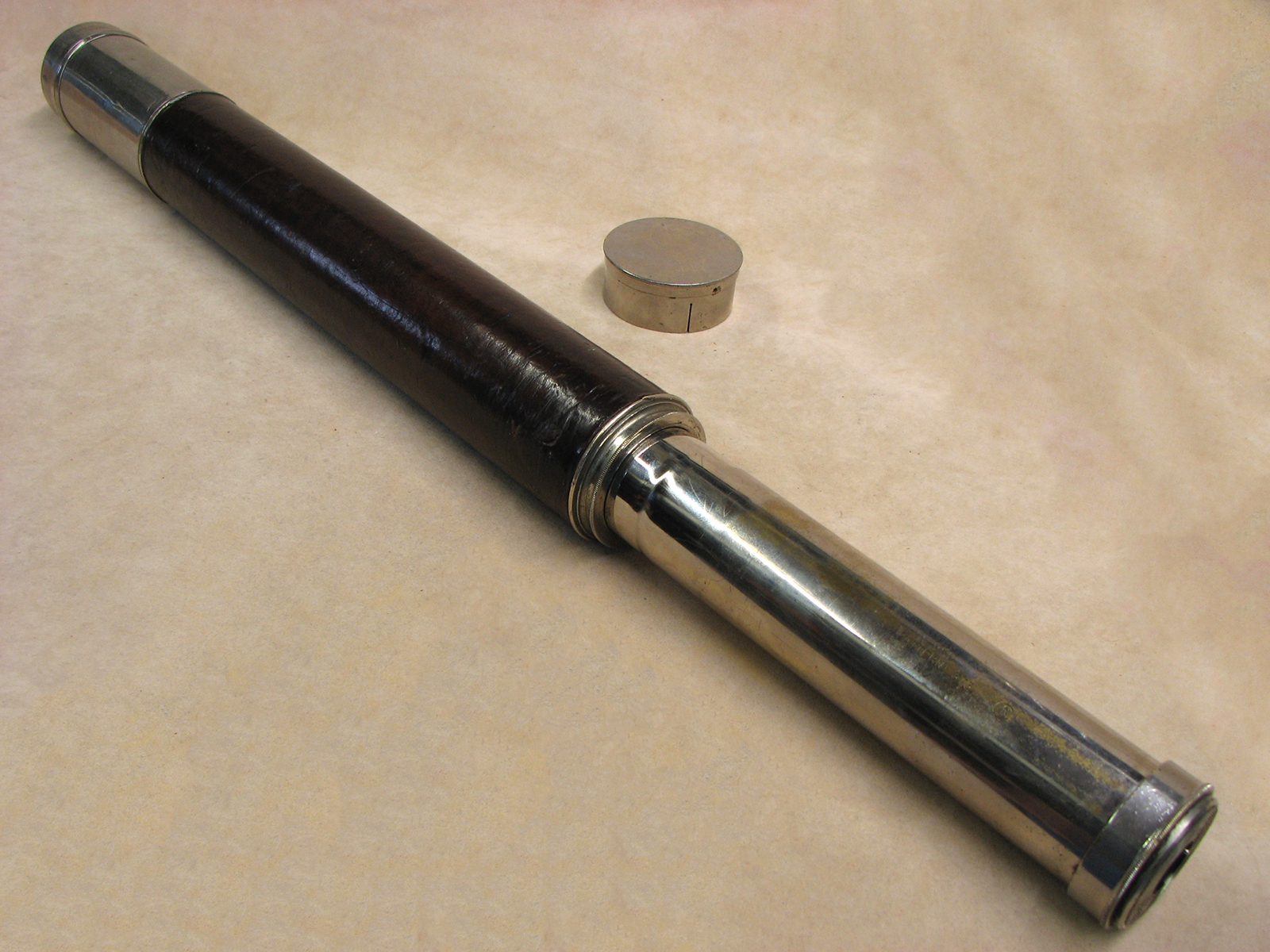 WW2 CKC (Canadian Kodak Company) Pattern 373 Officer of the Watch telescope